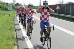 344721995_911084303509423_1830032918981293079_n