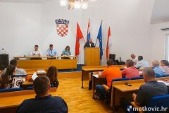 sjednica-gradskoga-vijeca-grada-metkovica-1