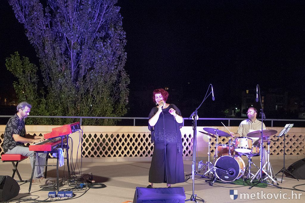 trio valerije nikolovske-6